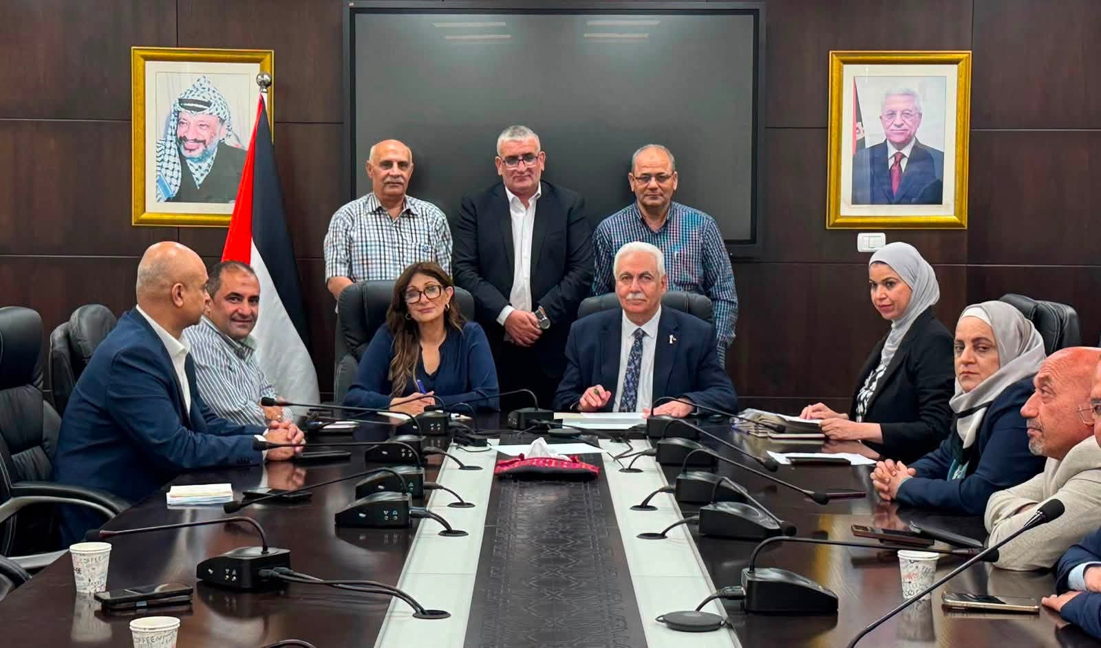  الصحة وجمعية إغاثة أطفال فلسطين توقعان ست مذكرات تفاهم لتطوير الخدمات الصحية